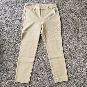 Old Navy Khaki Pixie Pants